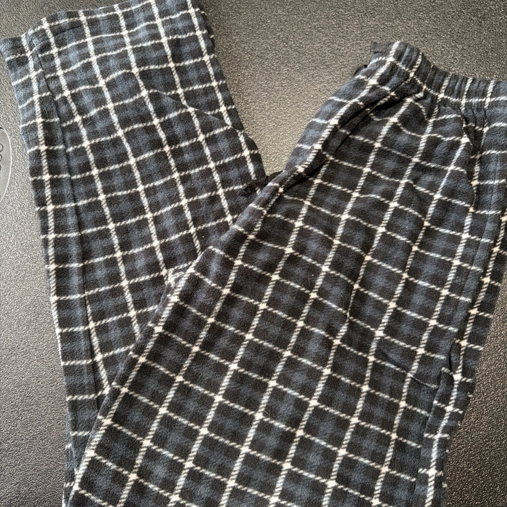 Men's Black and White plaid pajama pants Fleece Elastic Drawstring waist pockets